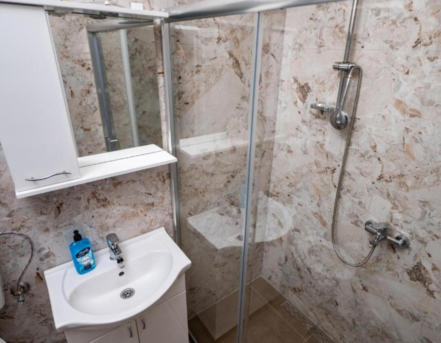 Apartmani Kaan Подгорица Екстериор снимка